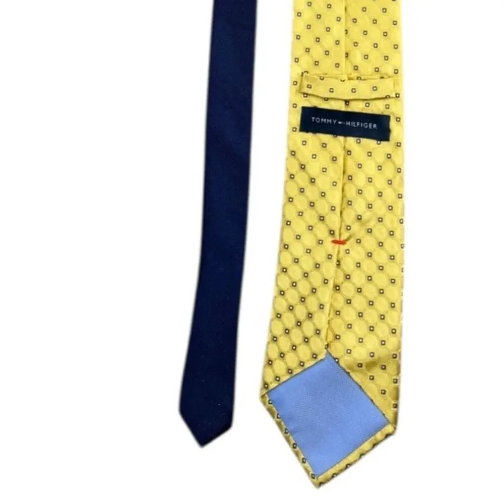 Tommy Hilfiger Extra Long Silk Tie Yellow Navy Geometric Medallion 67.5”